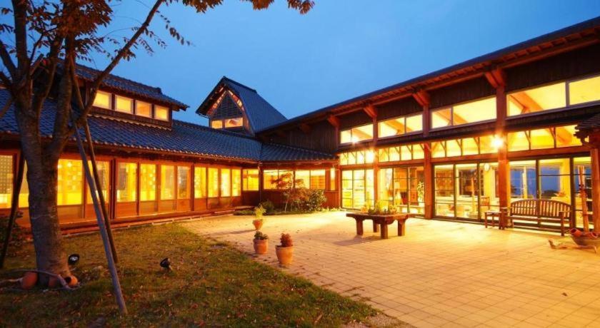 מלון קיטאנגו Ukawa Onsen Yoshino No Sato מראה חיצוני תמונה